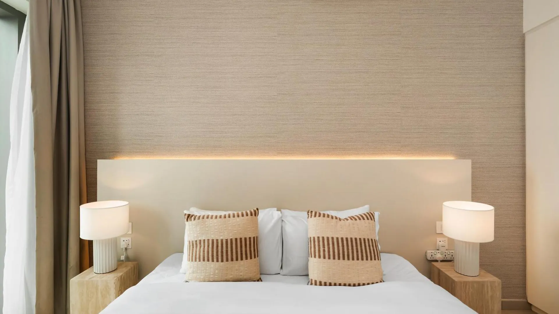 Lux 4Bhk In Downtown, Burj Khalifa View Near Dubai Mall United Arab Emirates
